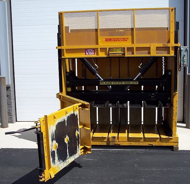 HARMONY  Vertical Baler,